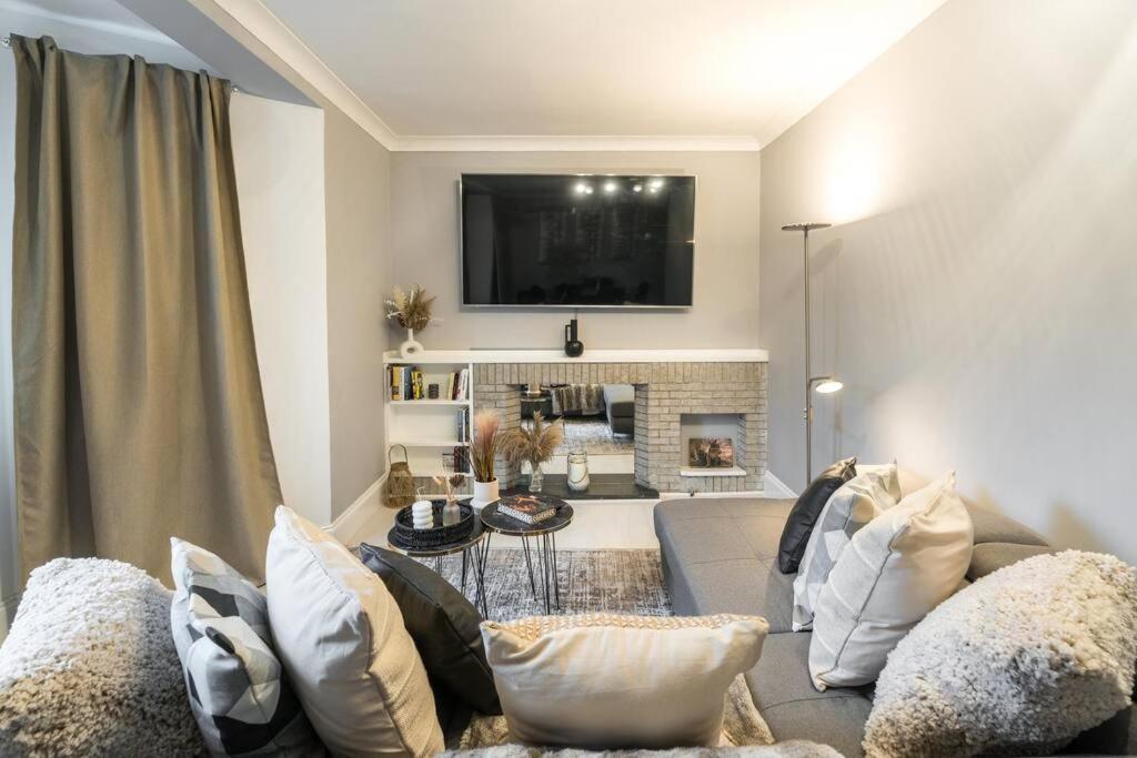 Exceptional Spacious City Apartment ลอนดอน ภายนอก รูปภาพ